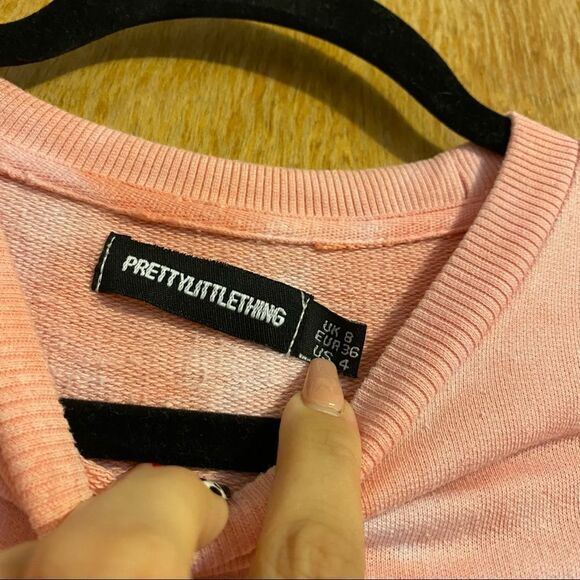 PrettyLittleThing Pink and White Tie Dye Oversized Long Crewneck Sweater - Picture 6 of 6